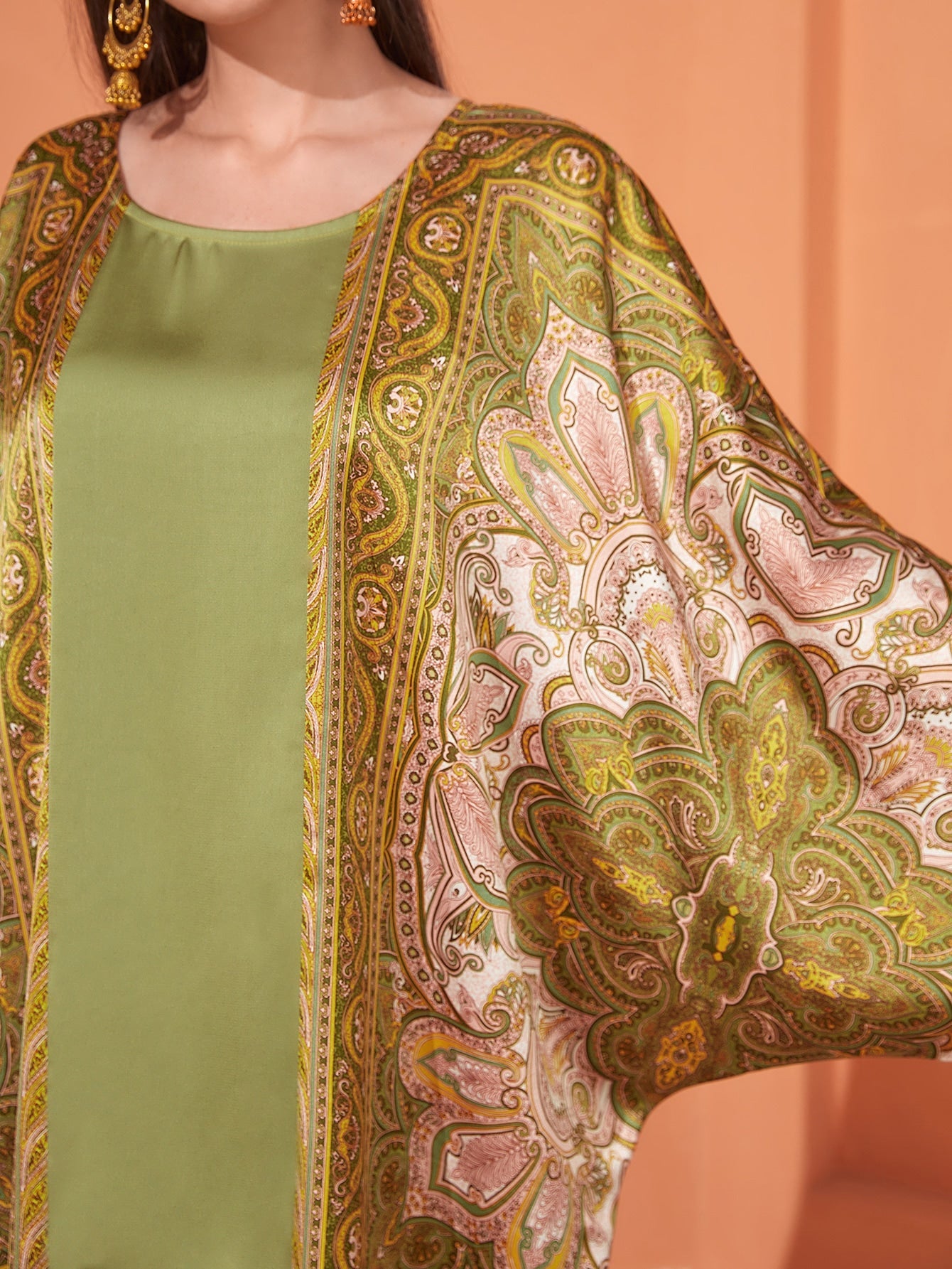 SHEIN Najma Allover Floral Print Batwing Sleeve Kaftan