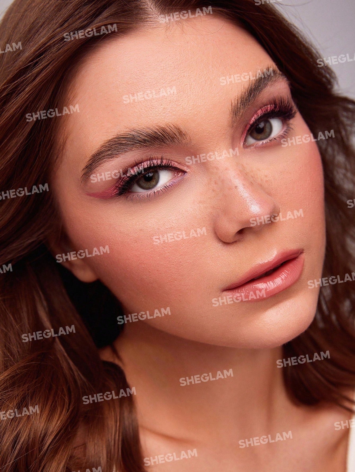 SHEGLAM Color Crush Liquid Eyeliner-Hug Lyfe 7 Colors Smudge-Proof High Pigment Eyeliner Pencil Sweat-Proof Long Lasting Easy to Use Pink Eyeliner Black Friday Winter Gifts Y2K Trending Y8K Eyeliner