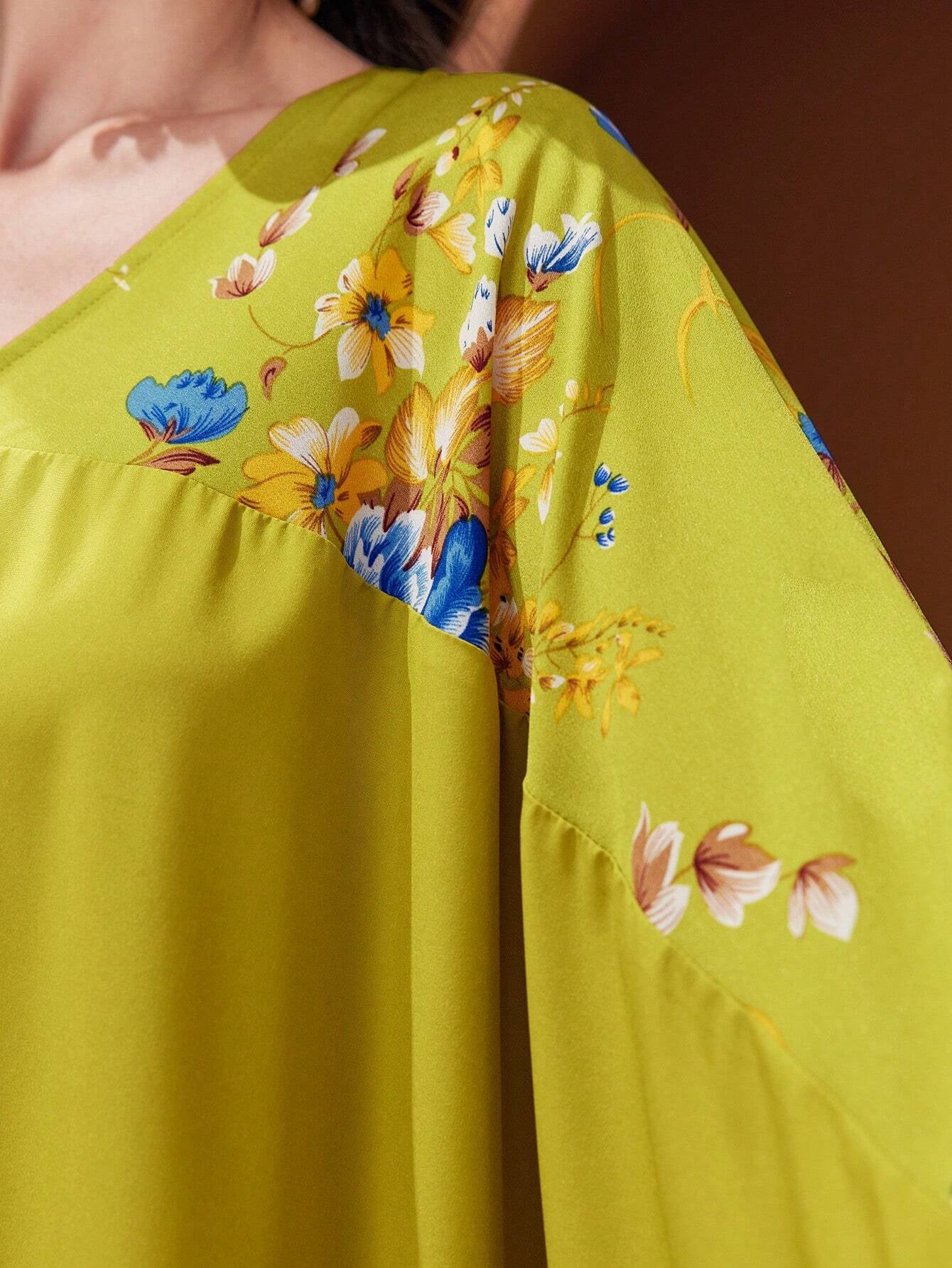 Najma Batwing Sleeve Dress with Plant Pattern Print