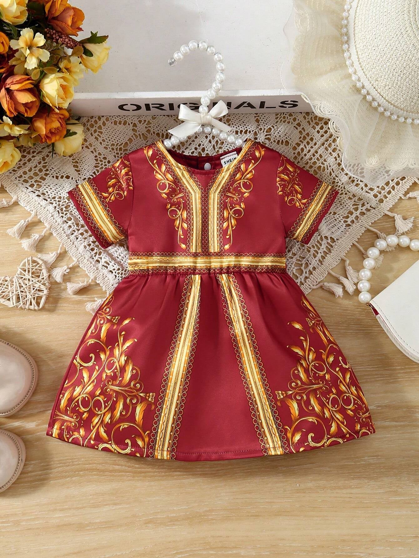 Comfortable, Cute and Fashionable Short-Sleeved Outdoor Palace Wedding Gown Design Printed Back Open Baby Girls' Dress