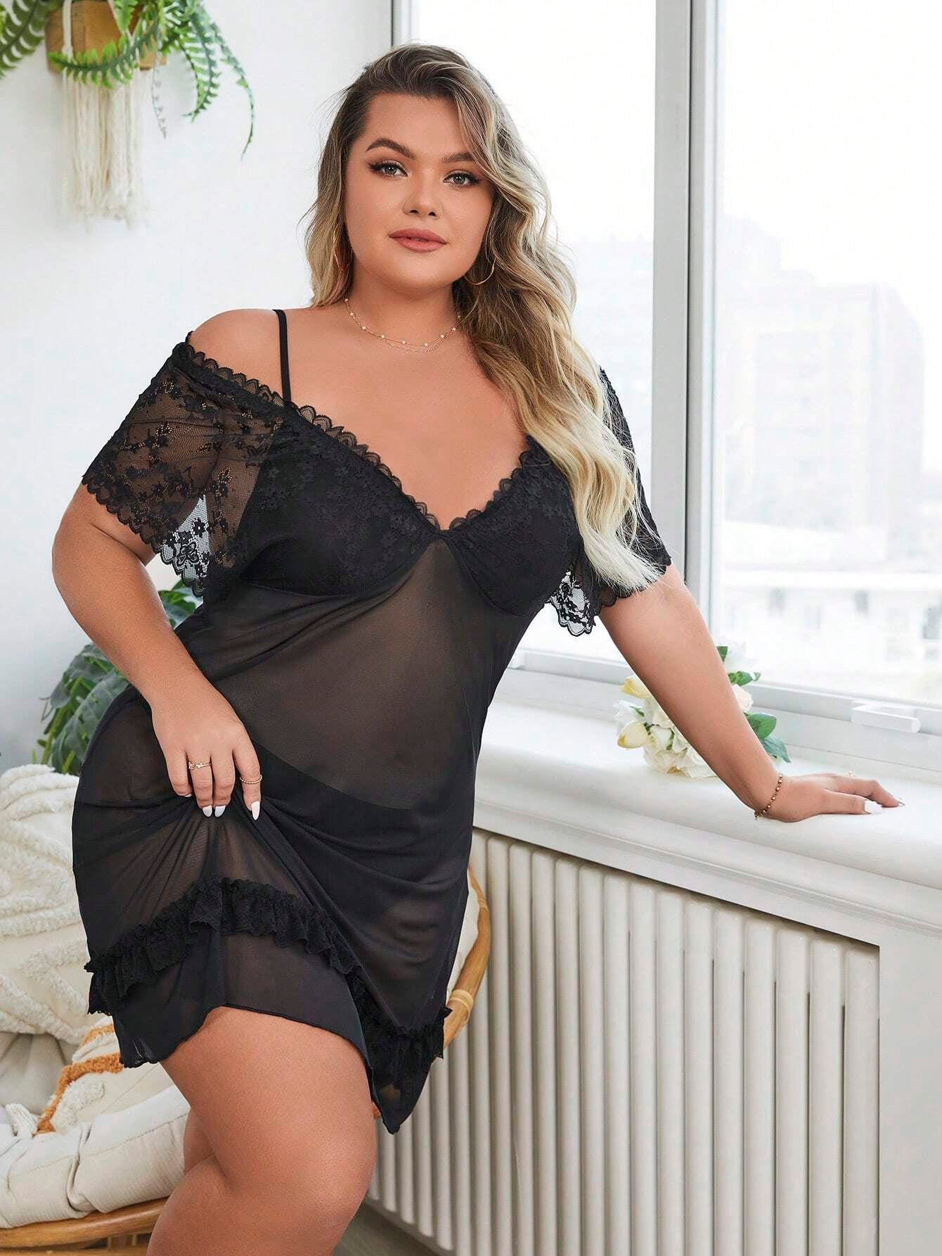Plus Size Women'S Lace Patchwork Off-Shoulder Sleepwear Dress