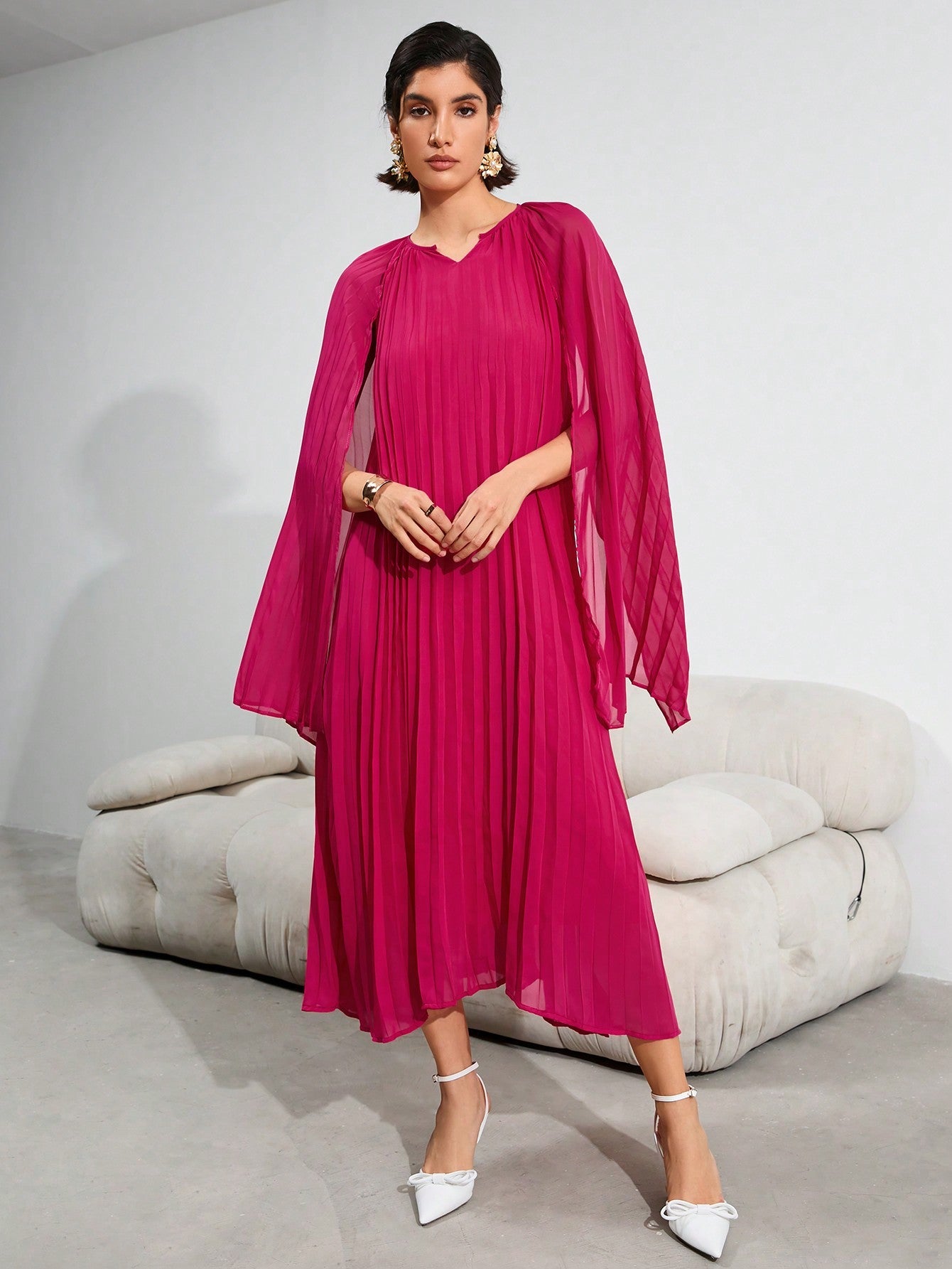 Privé Solid Color Cape Sleeve Pleated Dress