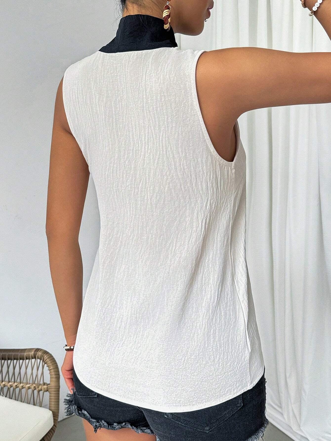Privé Women'S Color Block Sleeveless Blouse with Tie Neck