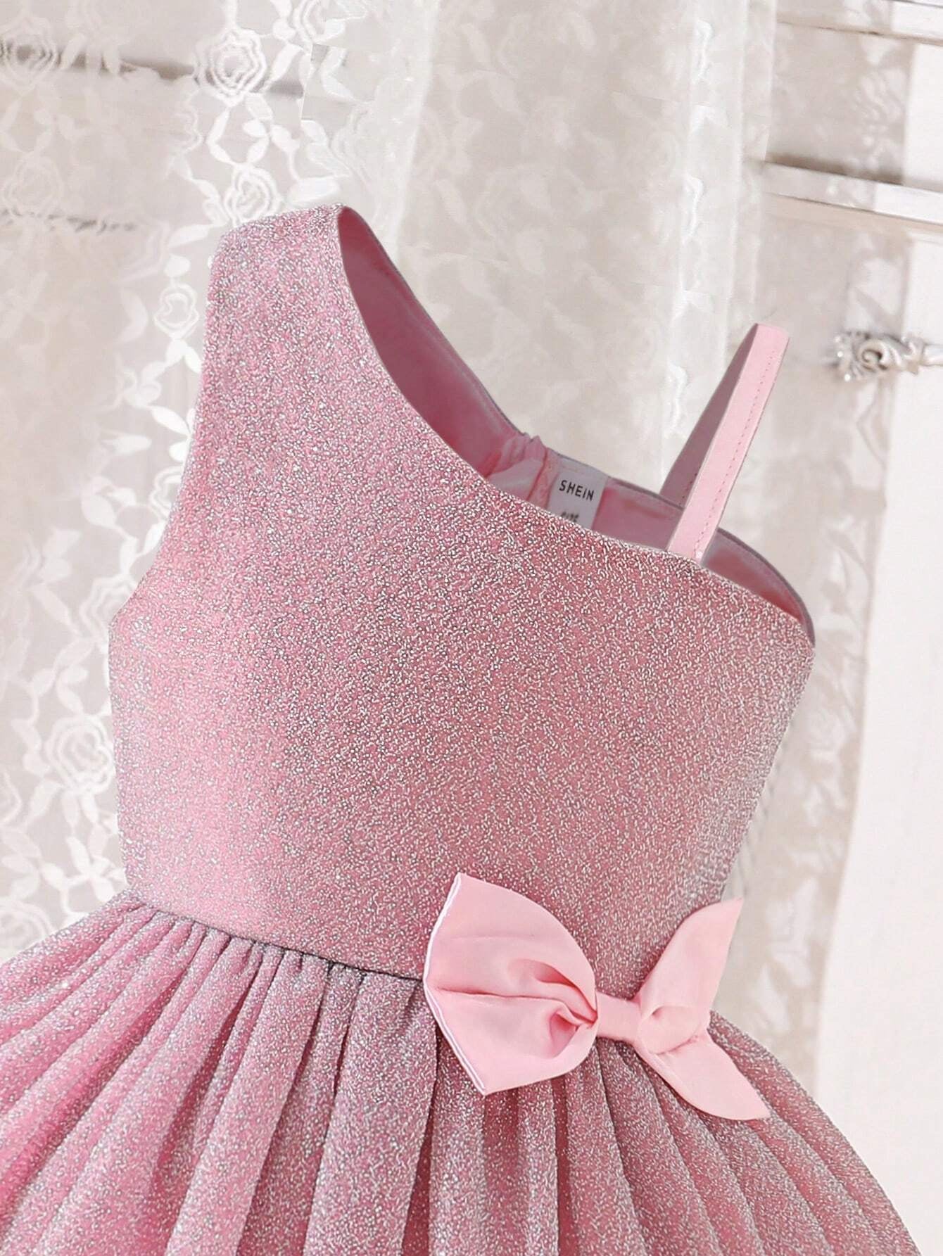 Young Girl Asymmetrical Collar Princess Style Tulle Dress with Ribbon Decor, Perfect for Parties