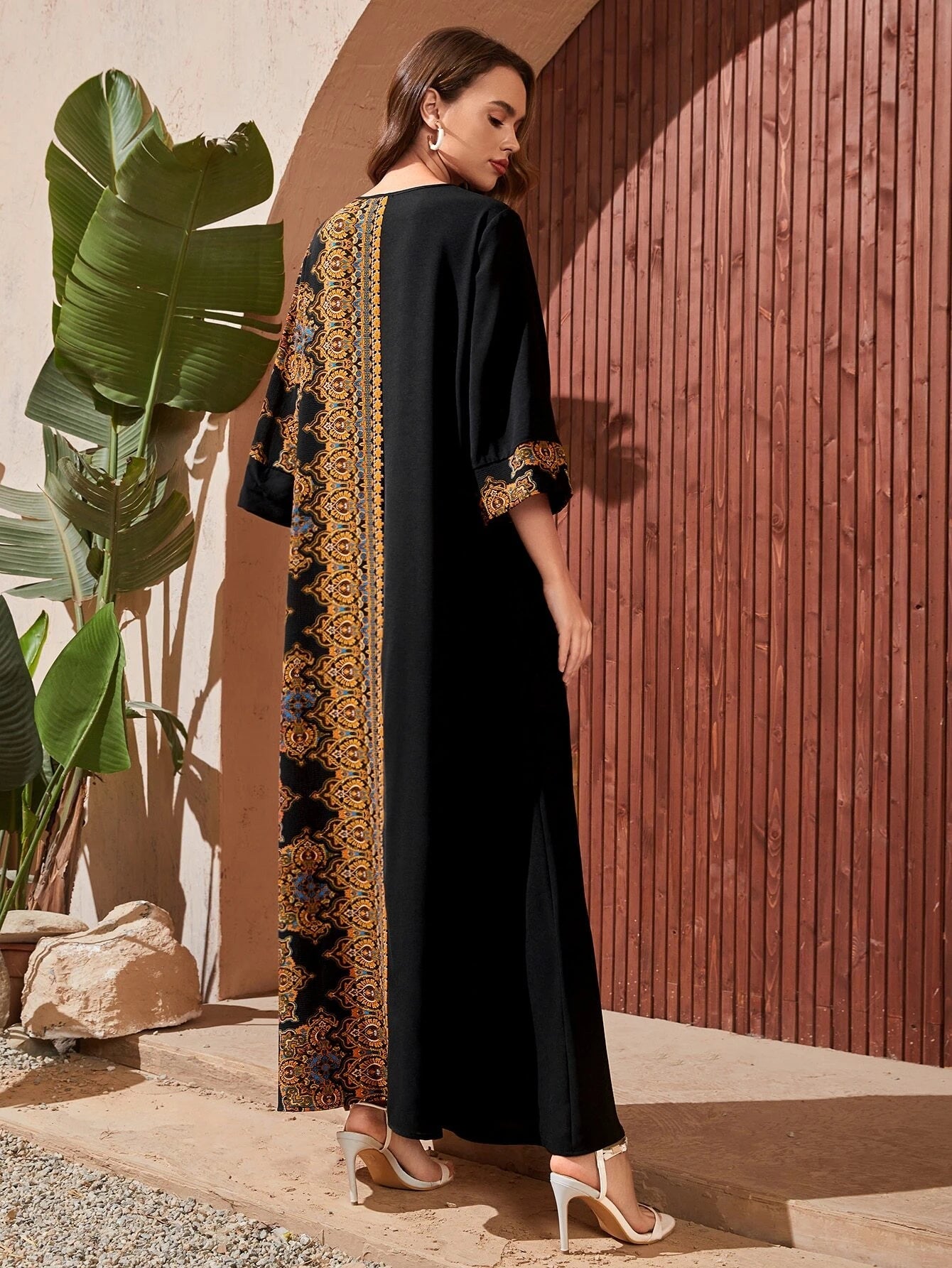 Najma Graphic Print Panel Notch Neck Tent Dress