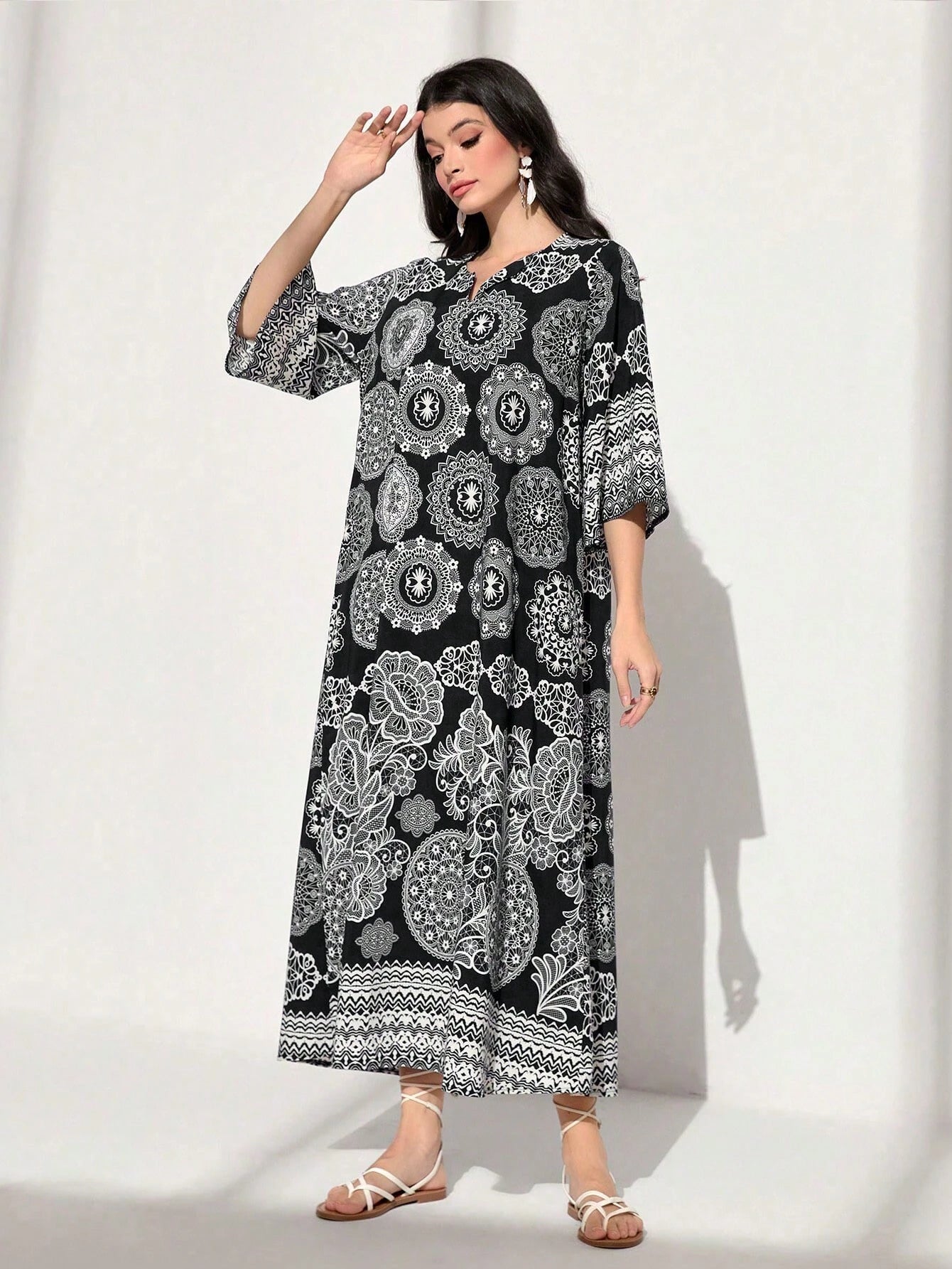 Najma Floral Print Notched Neckline Kaftan