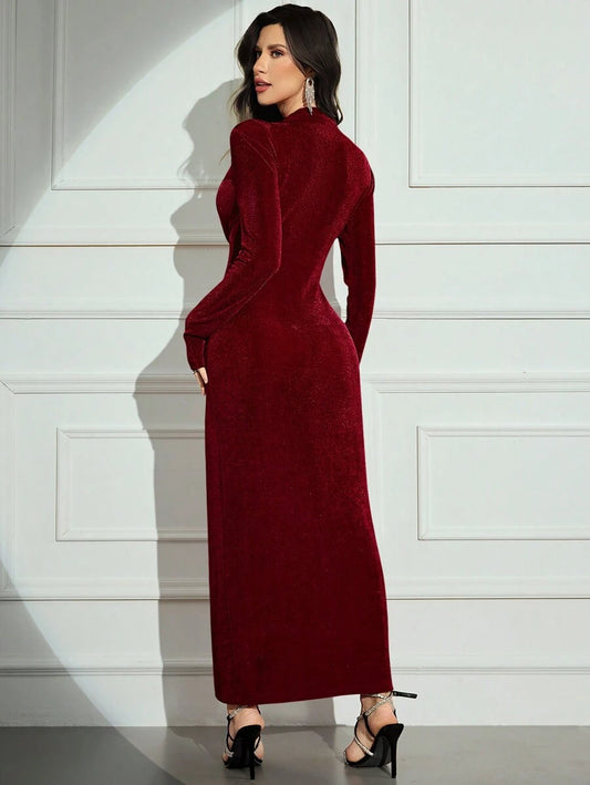 SHEIN Modely فستان حريري أنيق بياقة و كم طويل