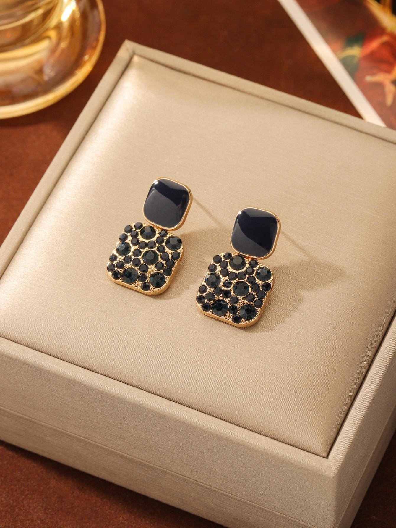 Rhinestone Decor Geometric Drop Earrings
