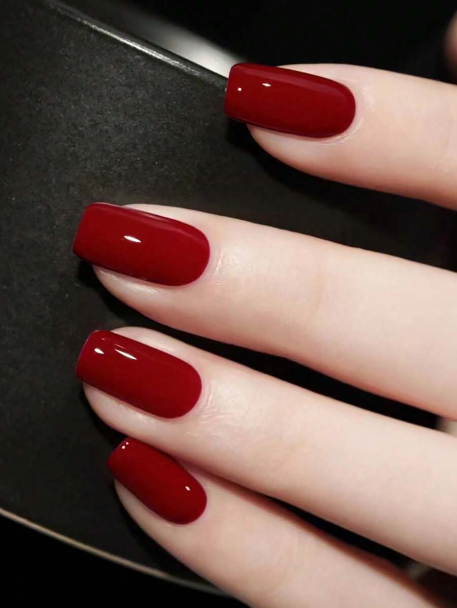 ترقية أناقتك مجموعة العناية بالأظافر باللون البني البرغندي الأنيقة والأساسية المكونة من 24 قطعة للسيدات والفتيات، مع طلاء أظافر جيلي ومبرد أظافر واظفر مستعارة، ملحقات الأظافر اضافر صناعيه اظافر اصطناع