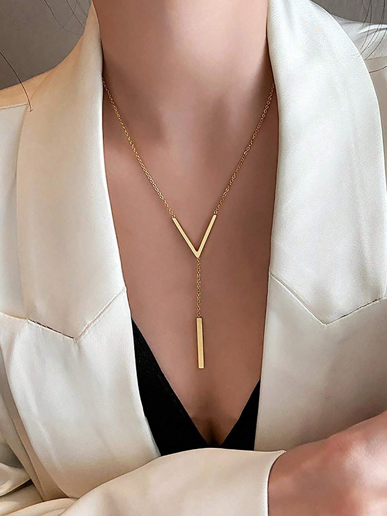 قلادة حرفية بسيطة من الفولاذ المقاوم للصدأ ذات اللون الذهبي كمجوهرة سلسلة طويلة عصرية للنساء وإكسسوار للحفلات (قطعة واحدة)