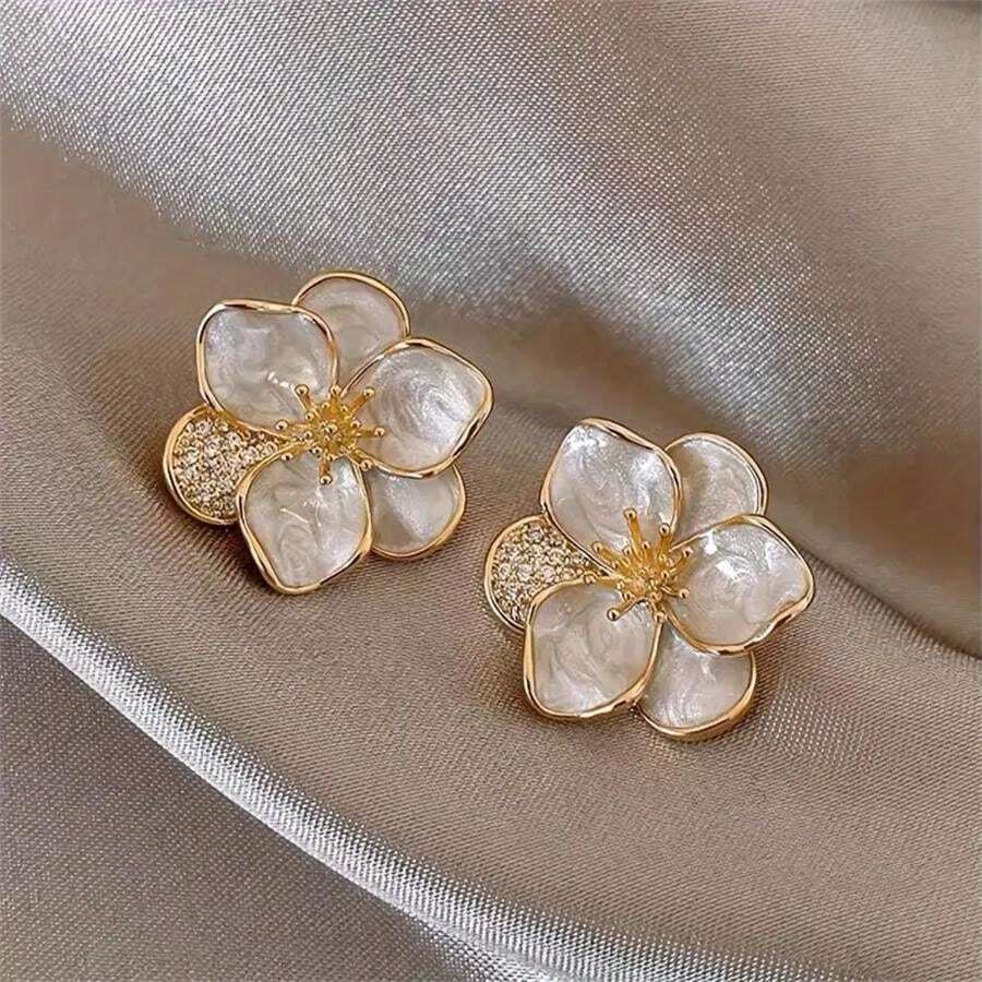 زوج من أقراط مثبتة سبائك الزنك ذات تصميم زهري أنيق، مناسبة لارتداء اليومي والخروجات للنساء في مناسبات عيد