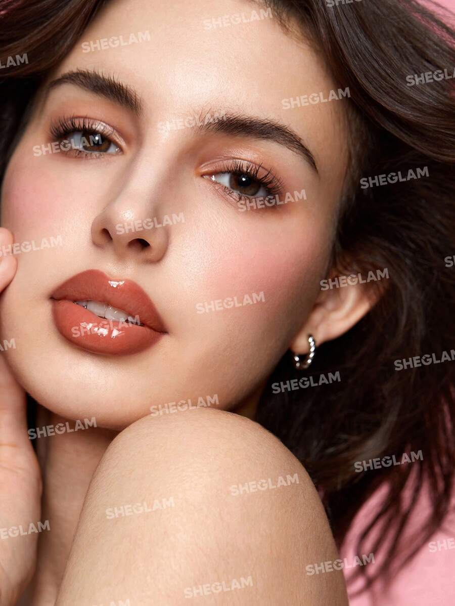 SHEGLAM - By The Book قطعة واحدة ليب لاينر & جلوس