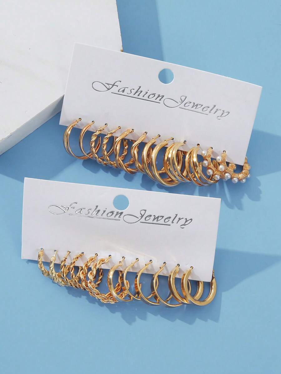 لعبة أقراط بشكل حرف C مزينة بلؤلؤ صناعي 24 قطعة