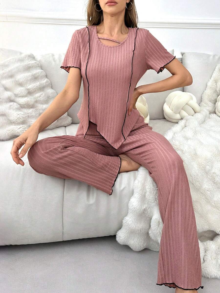 بدلة منزلية نسائية بتصميم مزيج الألوان