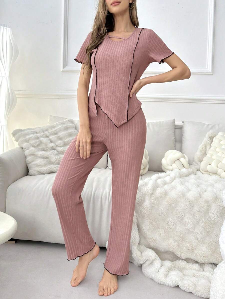 بدلة منزلية نسائية بتصميم مزيج الألوان