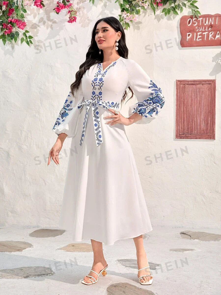 SHEIN Mulvari فستان بحزام طباعة الأزهار أكمام فانوس