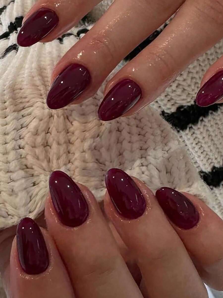 SHEIN طقم أظافر صناعية 24 قطعة قصيرة باللون العنابي مع جل ومبرد