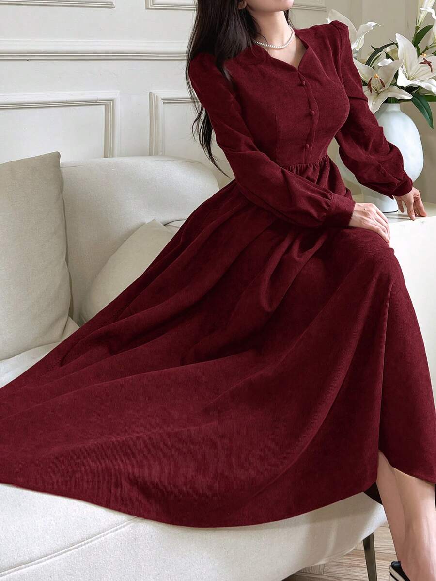 SHEIN Mulvari فستان طويل بسيط كاجوال بأكمام طويلة، أزرار أمامية وبلون أحادي للنساء