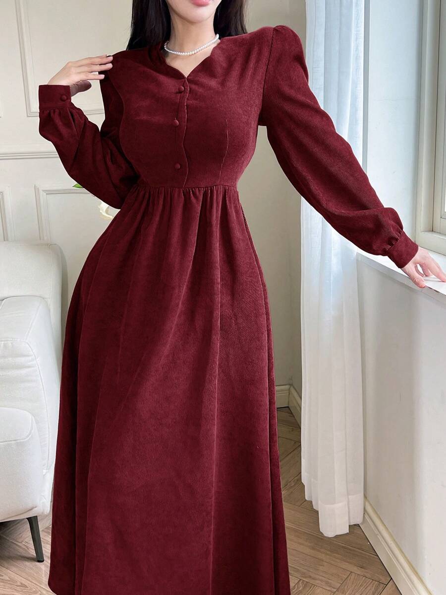 SHEIN Mulvari فستان طويل بسيط كاجوال بأكمام طويلة، أزرار أمامية وبلون أحادي للنساء