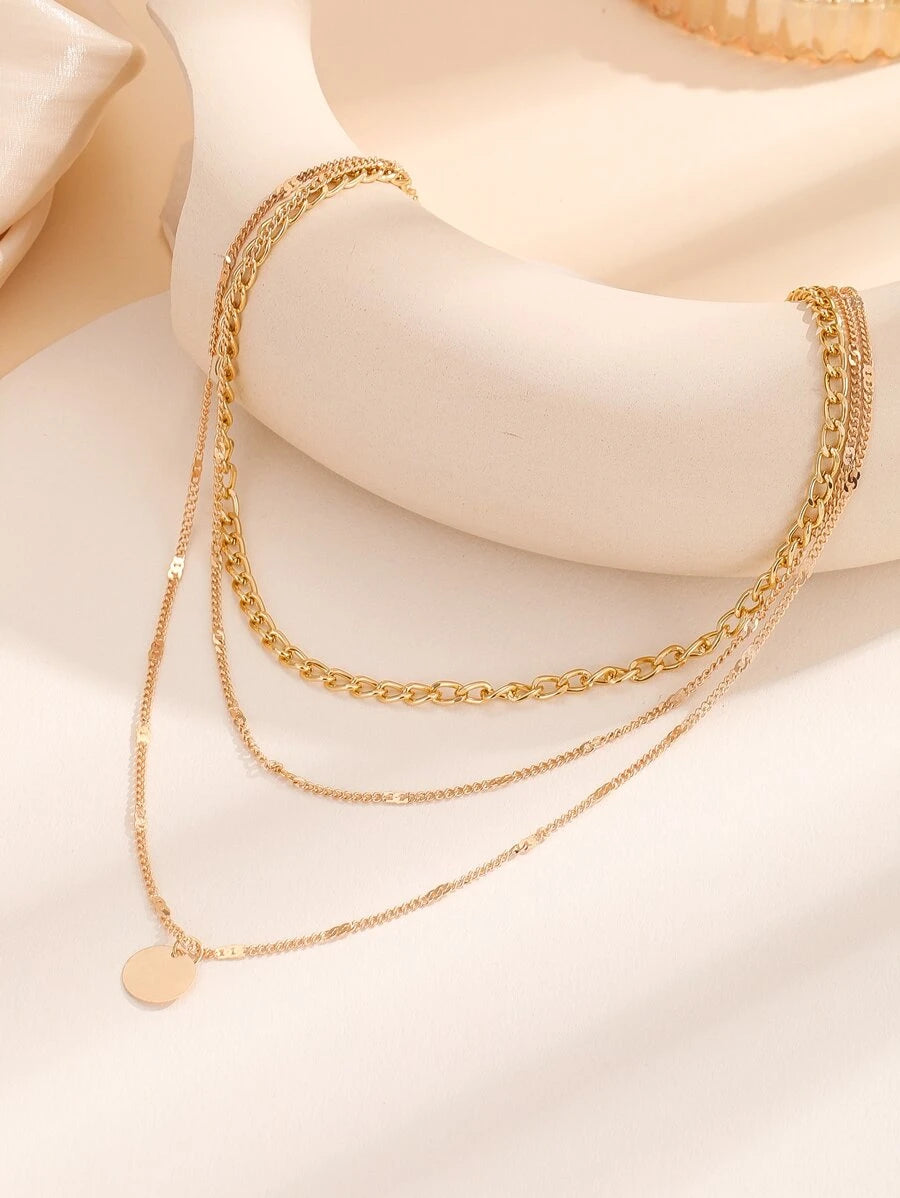 SHEIN قلادة متعددة الطبقات بتعليقة اسطوانية