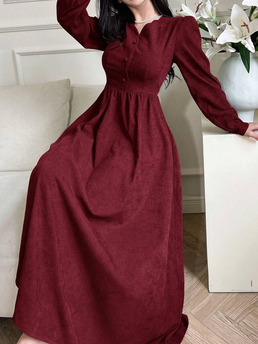SHEIN Mulvari فستان طويل بسيط كاجوال بأكمام طويلة، أزرار أمامية وبلون أحادي للنساء