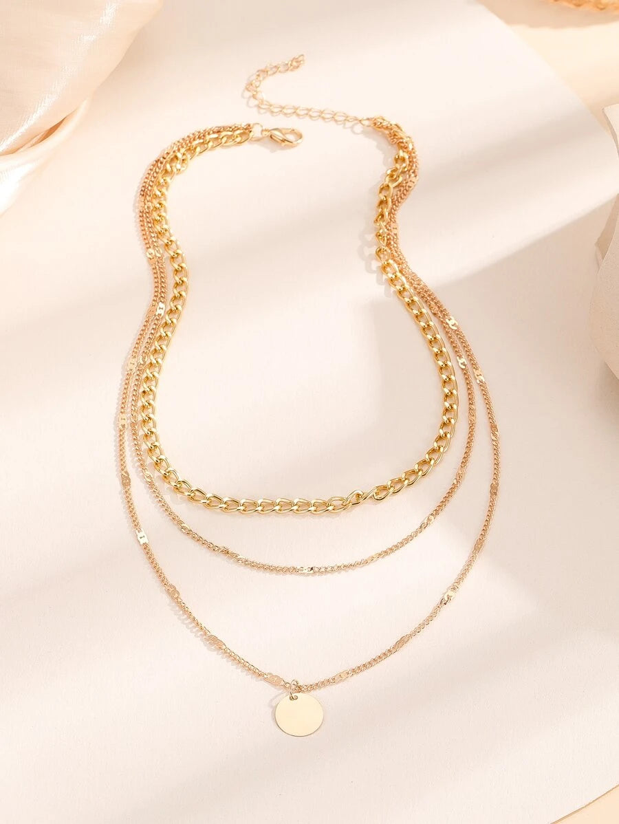 SHEIN قلادة متعددة الطبقات بتعليقة اسطوانية