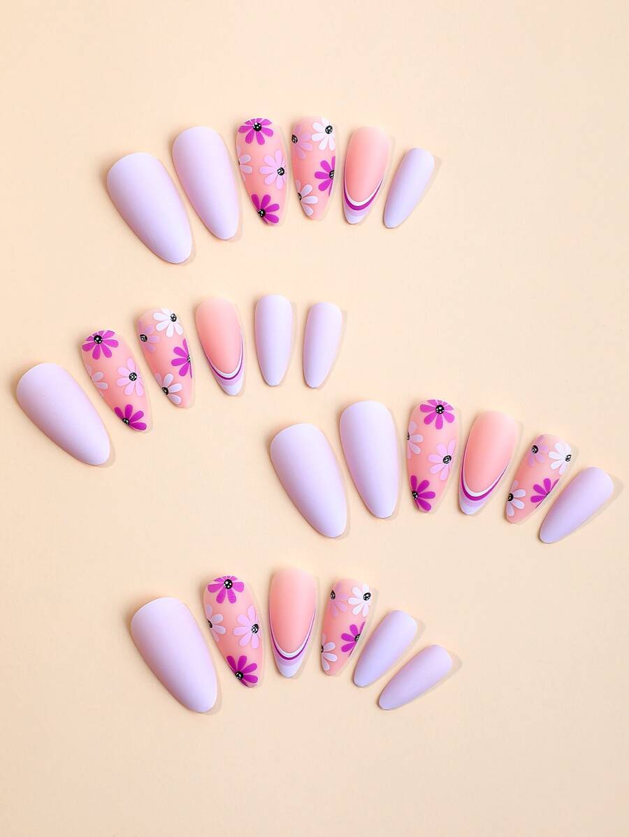 مجموعة 24 قطعة من الأظافر الاصطناعية باللون البنفسجي الداكن بنقوش الزهور والشكل اللوزي الطويل