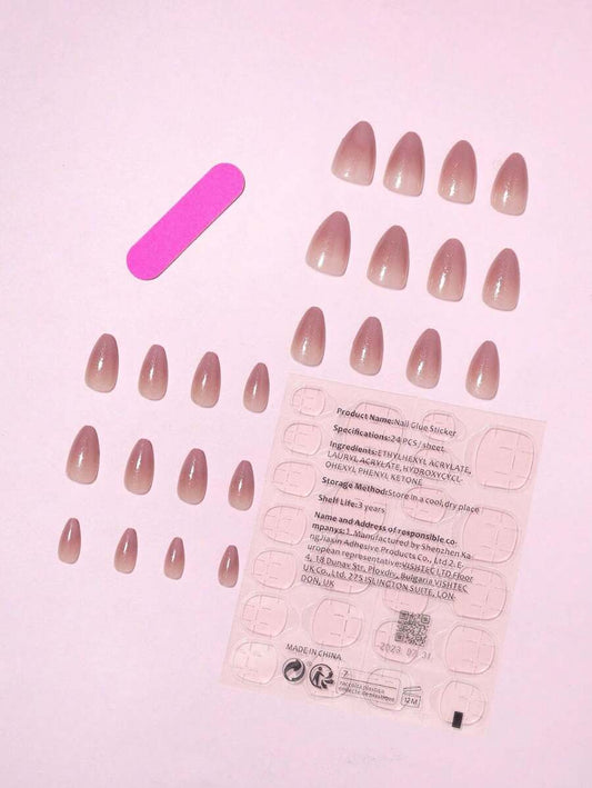 SHEIN أظافر اصطناعية – تصميم لوز وستيليتو ثلاثي الأبعاد