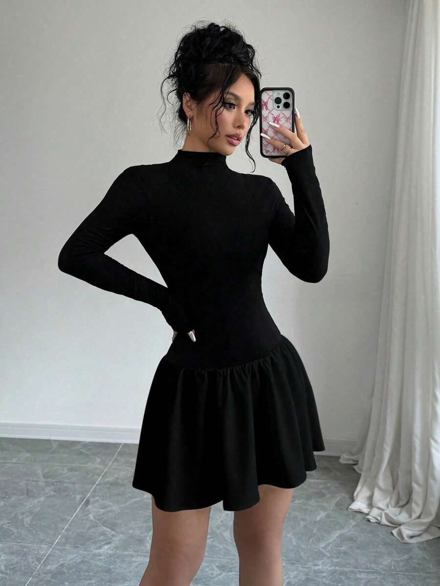 SHEIN Elenzga فستان اسود قصير بأكمام طويلة وياقة مرتفعة