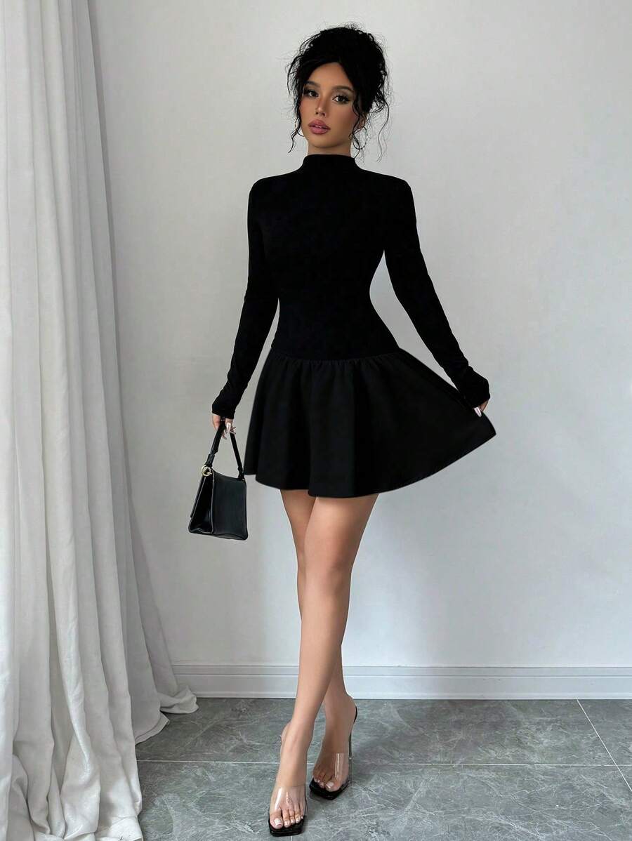 SHEIN Elenzga فستان اسود قصير بأكمام طويلة وياقة مرتفعة