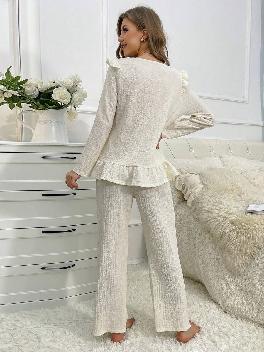SHEIN طقم بيجامة بتفصيل الكشكشة والدانتيل المتباين