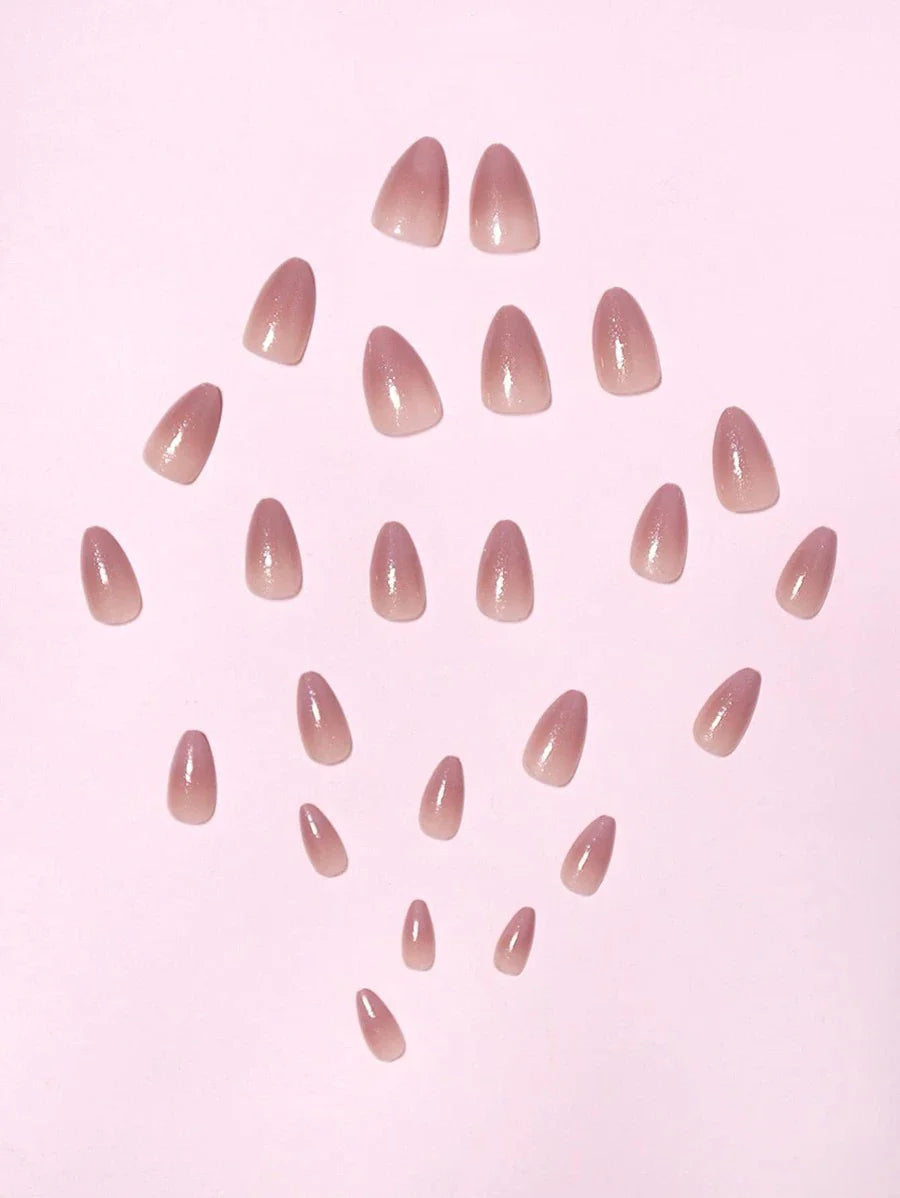 SHEIN أظافر اصطناعية – تصميم لوز وستيليتو ثلاثي الأبعاد