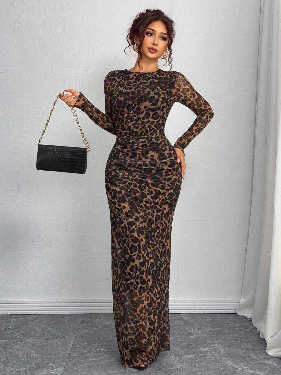 SHEIN Rafferiza فستان طويل أنيق شفاف بطبعة نمر
