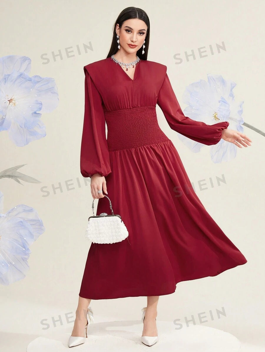 SHEIN Modely فستان رقبة على شكل حرف V مع أكمام فانوس وألواح ناهضة باللون الأحمر البرغندي