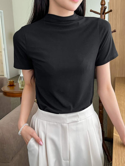 SHEIN DAZY بلوزة سوداء بياقة كولار