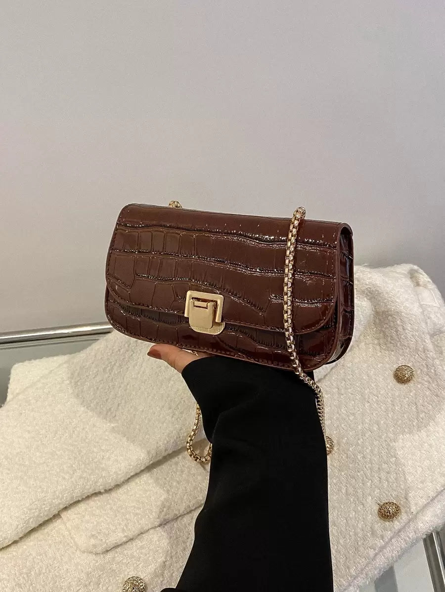 SHEIN حقيبة صغيرة بسلسلة بنمط تمساح