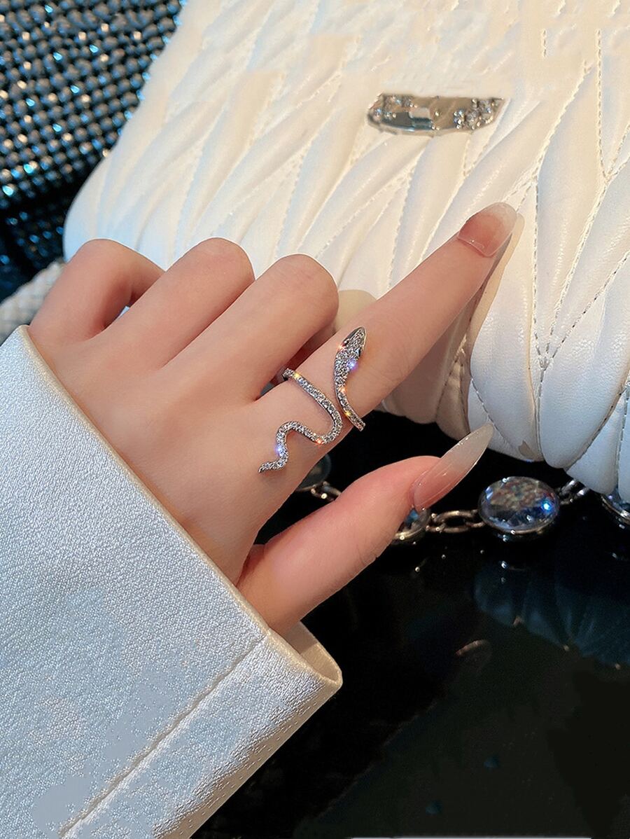 SHEIN خاتم مفتوح بتصميم ثعبان من النحاس مزين بحجر الراين
