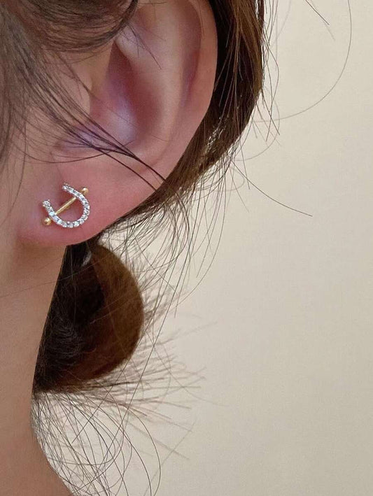 SHEIN  أقراط مسمار نسائية بزخرفة مكعب زركونيا