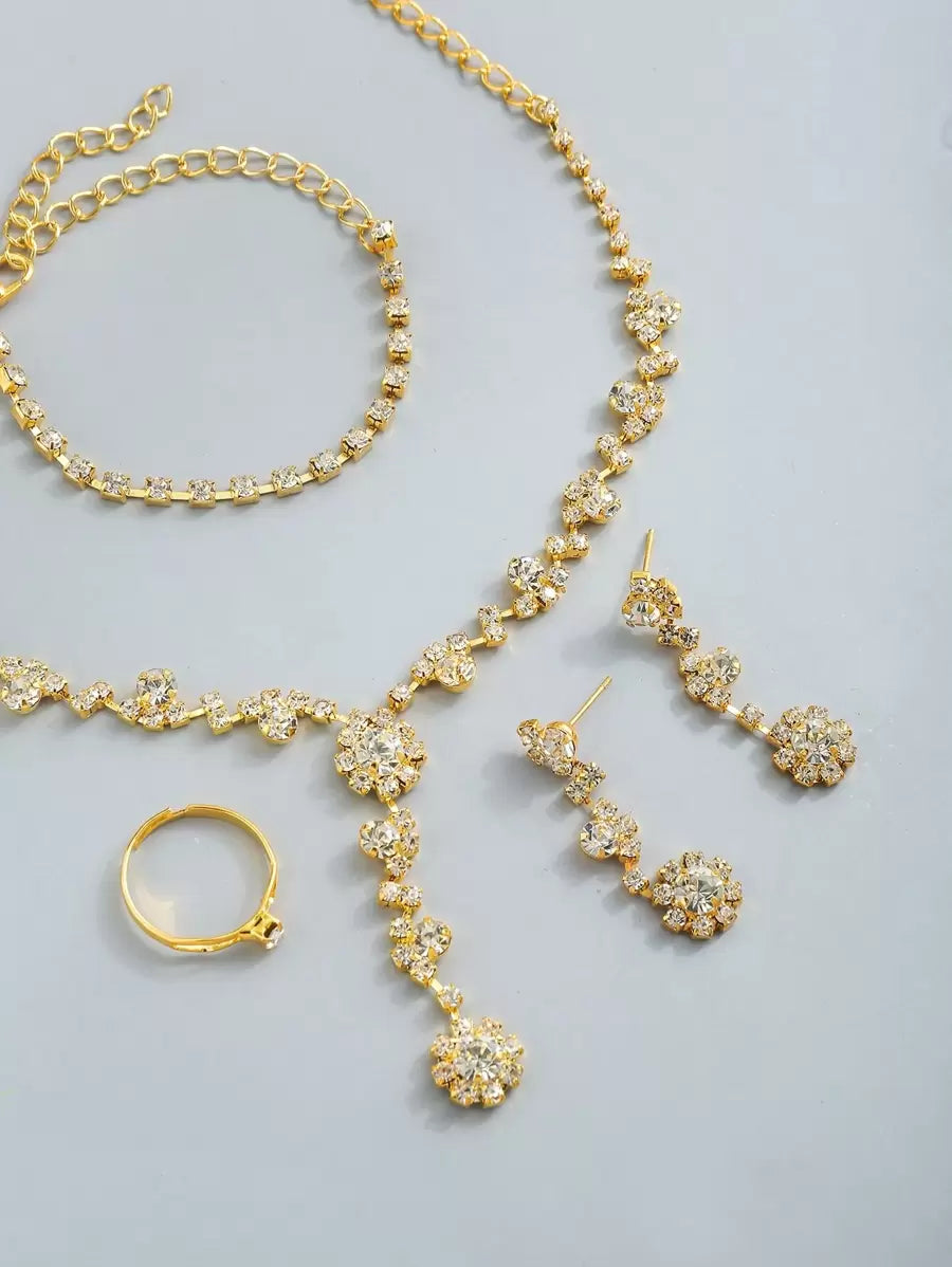 SHEIN مجموعة مجوهرات 5 قطع ذهبية فاخرة مزينة بالبلور واللؤلؤ