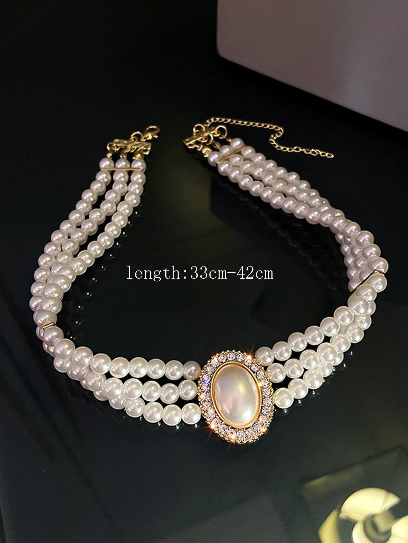 SHEIN  قلادة شوكر مزينة بالكريستال والخرز الفاخرة