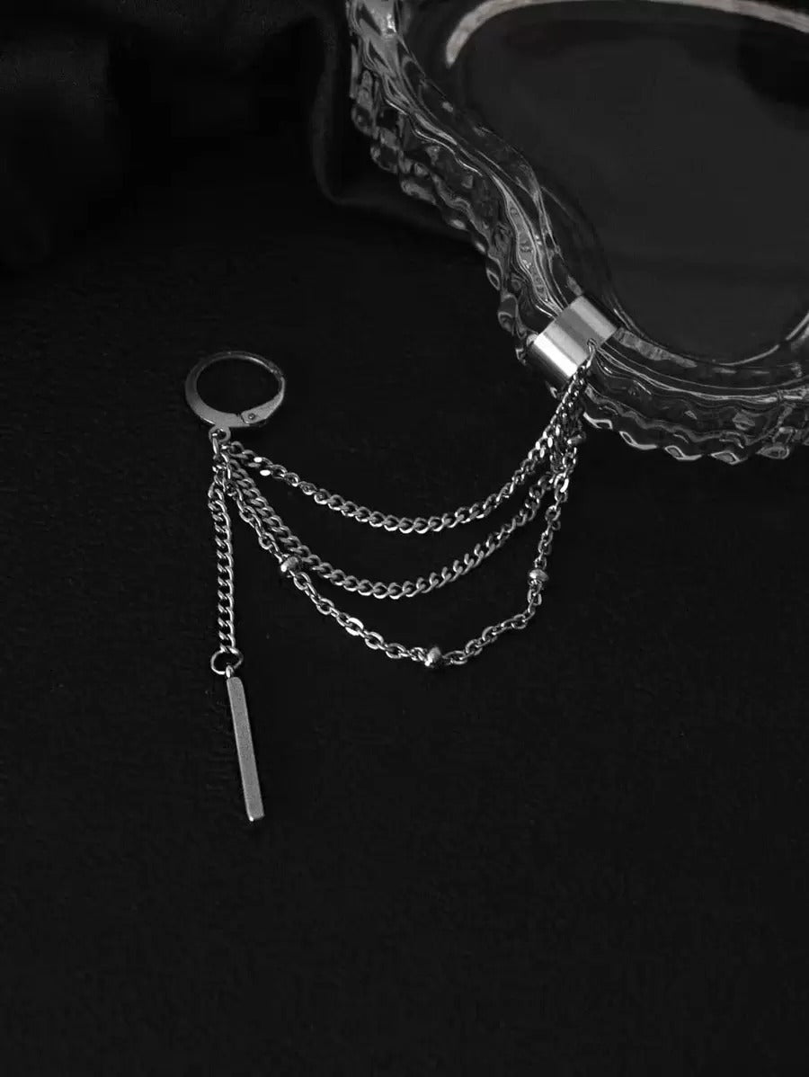 SHEIN  مشبك الأذن بسلسلة أنيقة  يمنحك مظهرًا مميزًا