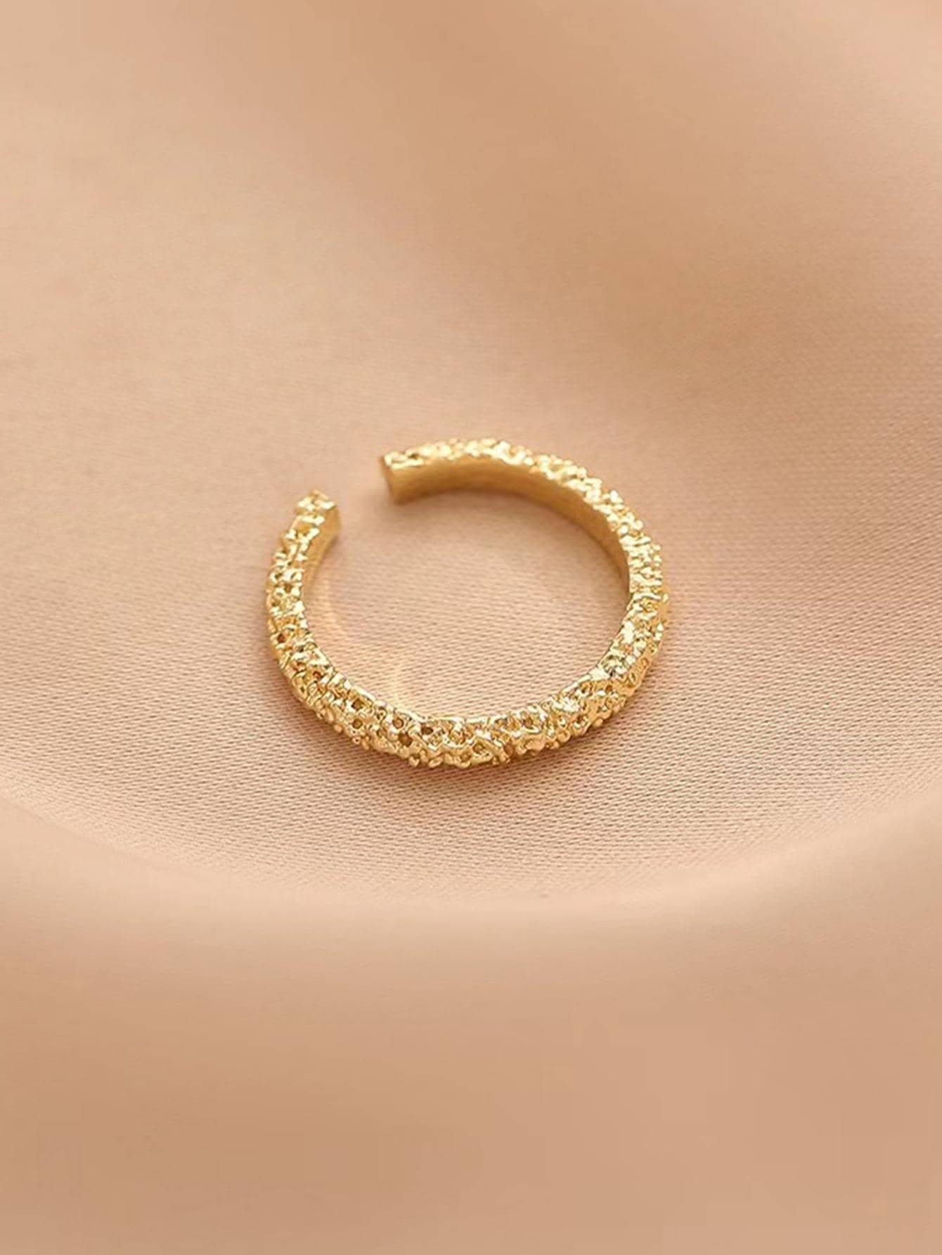 SHEIN خاتم ذهبي مفتوح ذات طابع كلاسيكي