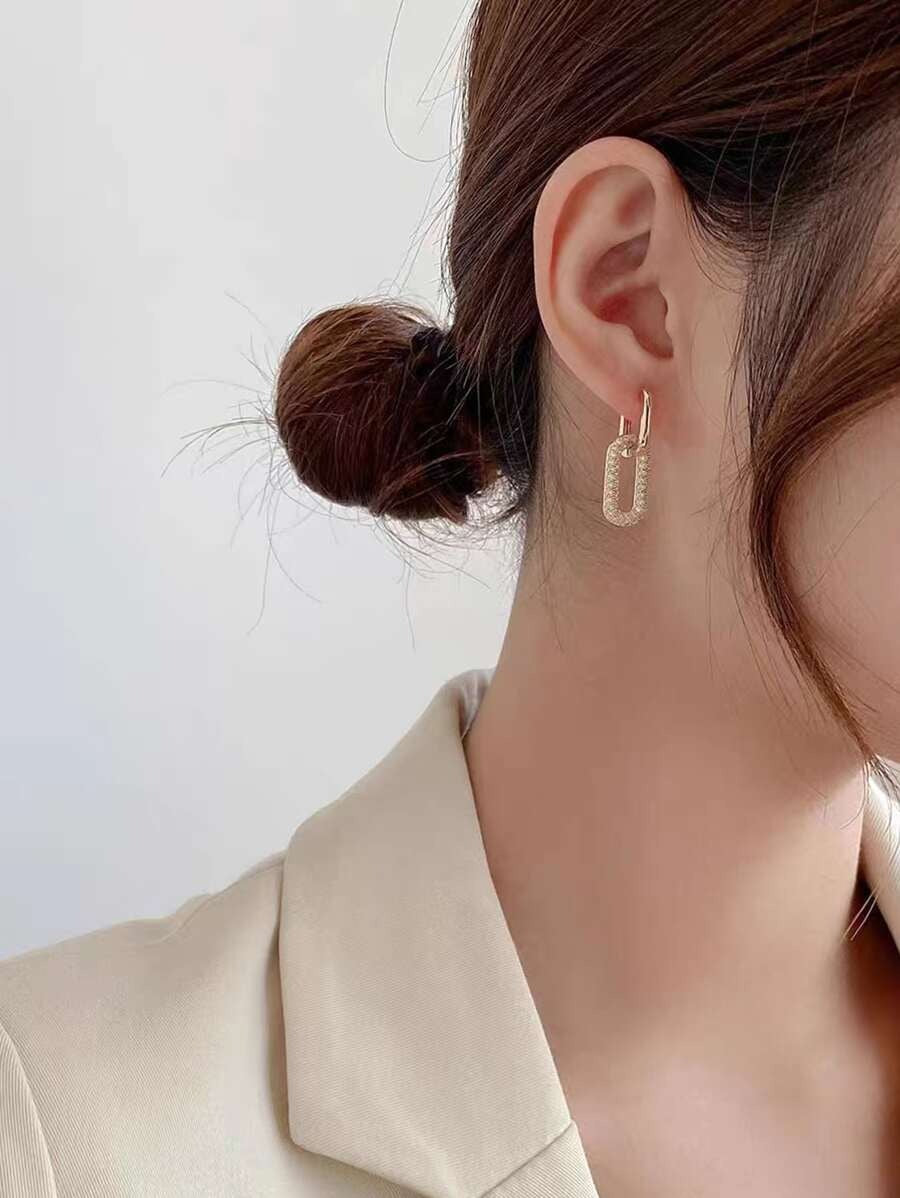 SHEIN أقراط بشكل هندسي متداخل