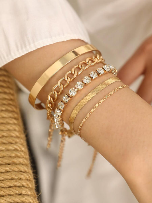 SHEIN مجموعة أساور 5 قطع ذهبية بتصميم سلسلة وكريستال
