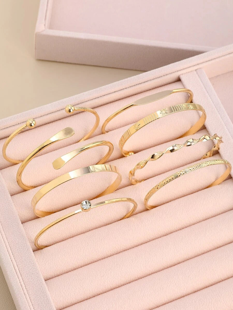 SHEIN مجموعة أساور 8 قطع ذهبية مفتوحة مزينة بحجر الراين