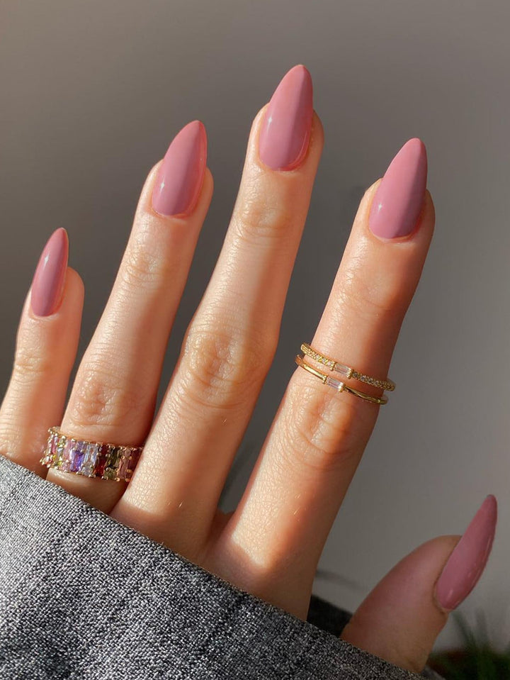 SHEIN طقم 24 أظافر صناعية متوسطة مع غراء ومبرد