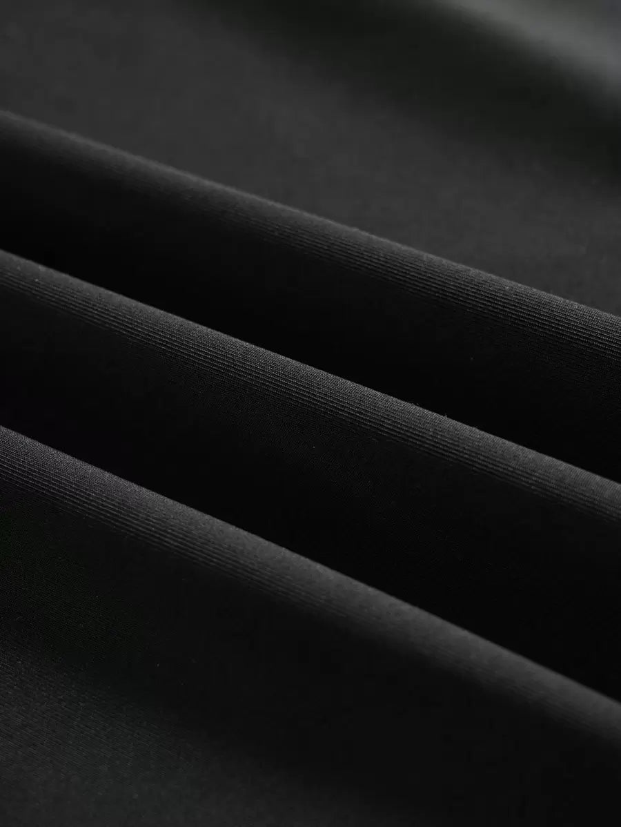 SHEIN Sweetro فستان ماكسي أسود سادة بتجاعيد طرف الذيل