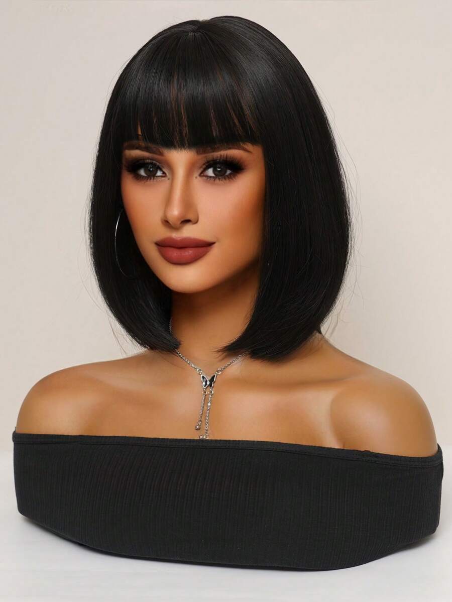 SHEIN باروكة شعر مستعار بوب قصير أسود مع جانبين مائلين