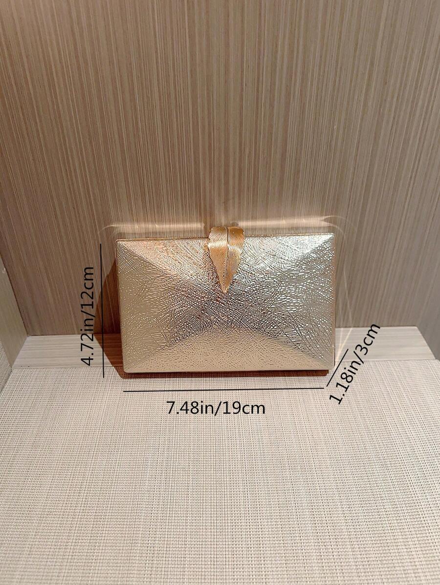SHEIN Moonlit EveBag حقيبة صندوقية معدنية براقة بقفل بشكل ورقة