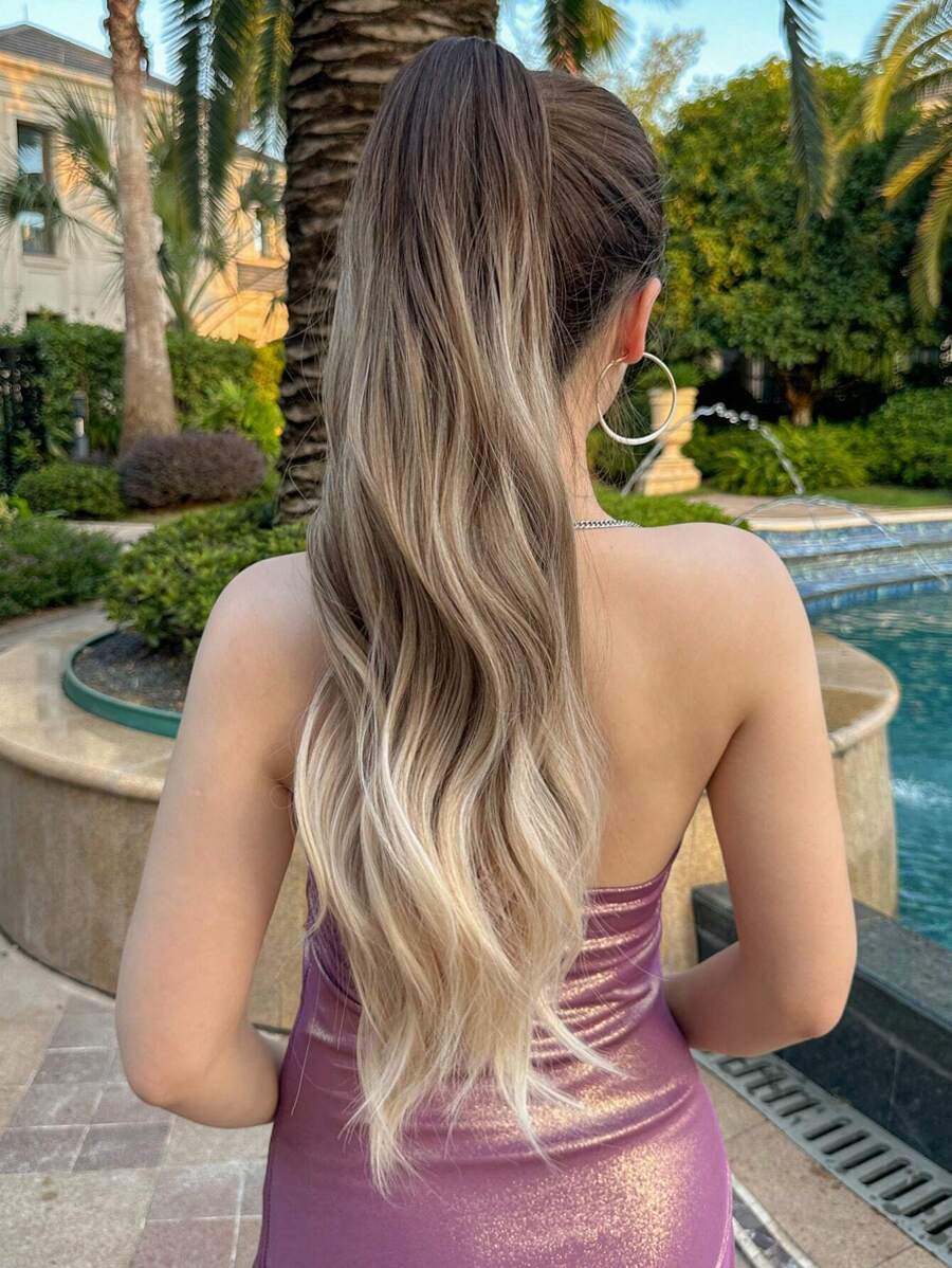 SHEIN باروكة ذيل الحصان بالمخلب 24 بوصة مموج